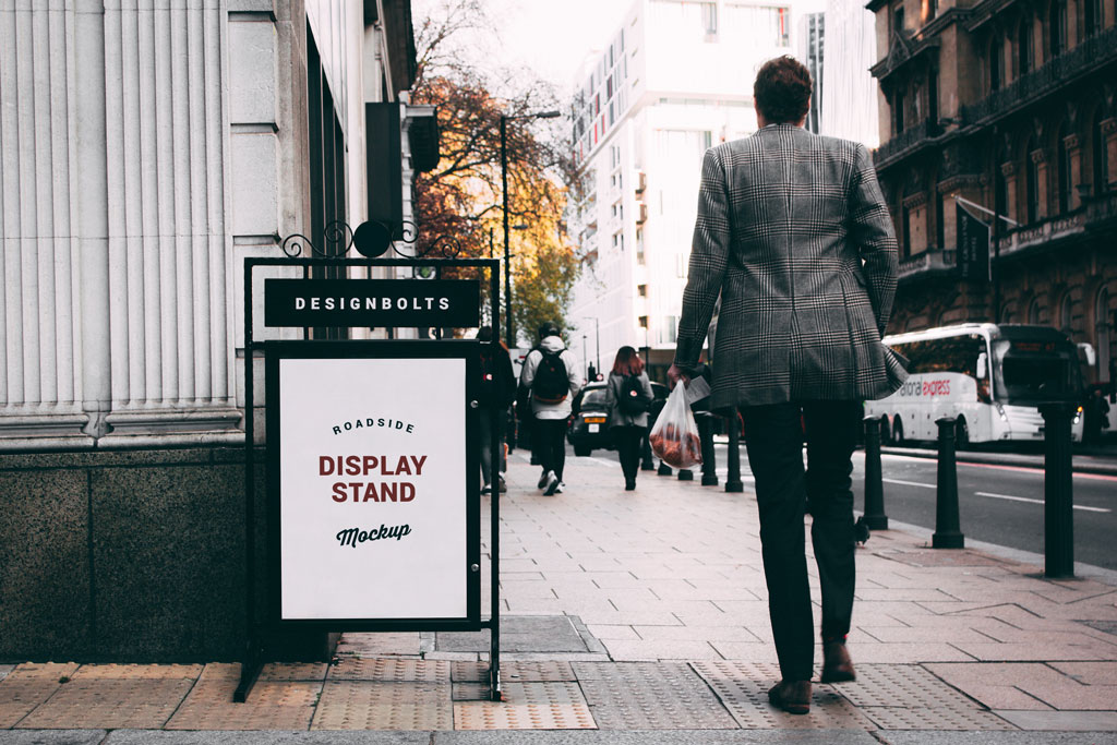 Free Outdoor Roadside Display Stand Mockup Freemockup