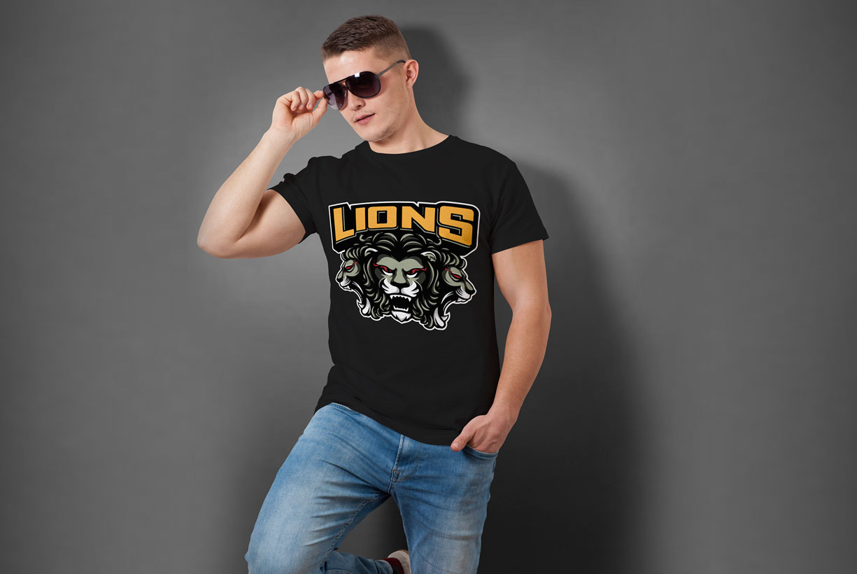 Free T- Shirt Mockup With Model