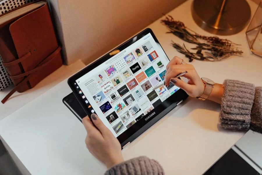 Free PSD Samsung Tablet Mockup