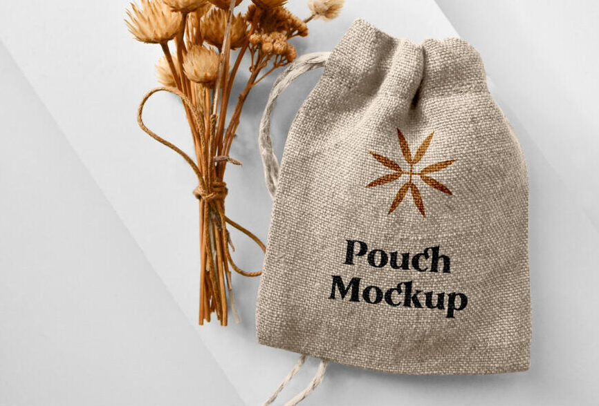Small Pouch Free Mockup (PSD)